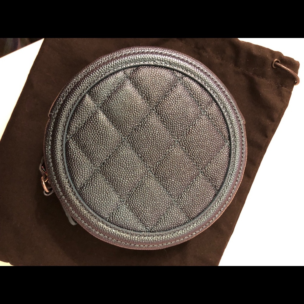 Chanel Clutch with Chain - Picture 3 of 3